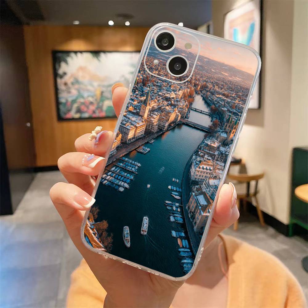 Cover per iPhone 17 16 15 14 1 - Zurich Phone Cases recensione e prezzo