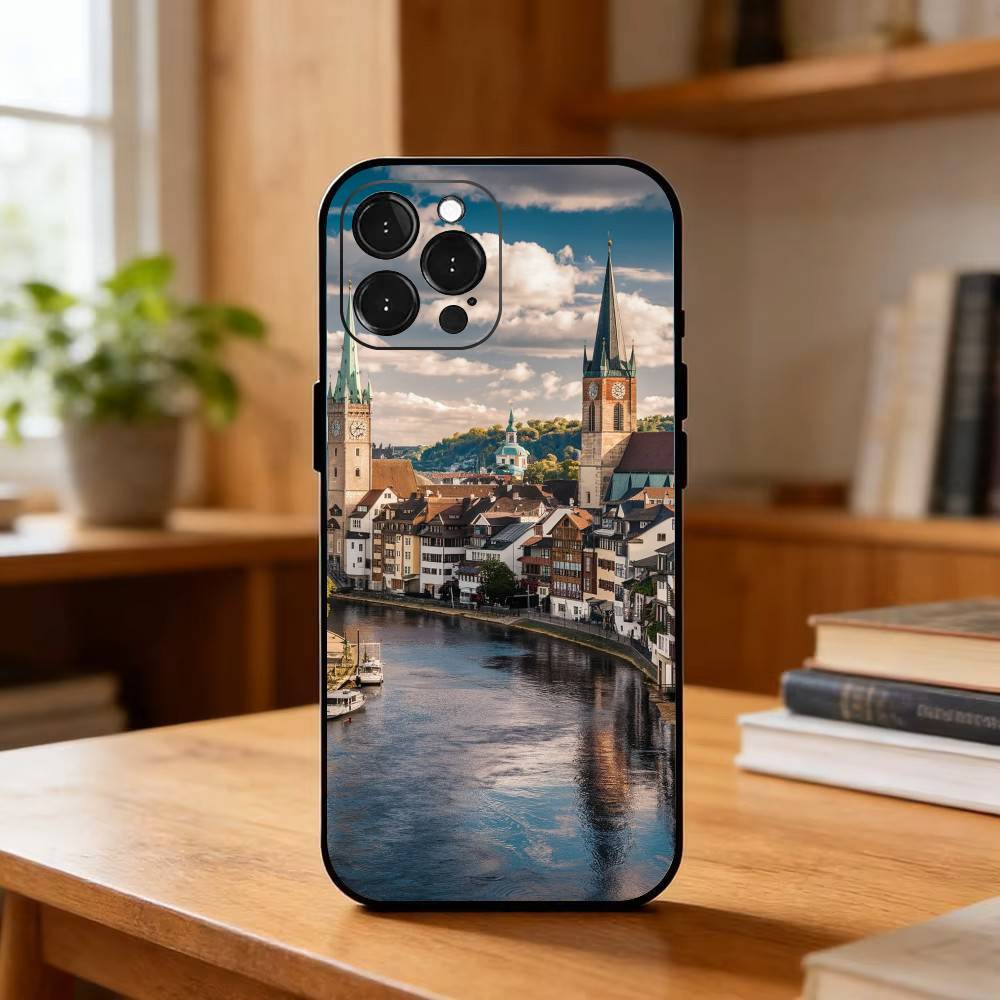 Cover per iPhone 17 16 15 14 1 - Zurich Phone Cases recensione e prezzo